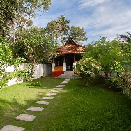 מאראריקולם Deshadan'S Tarangi Beach Villas,Marari מראה חיצוני תמונה